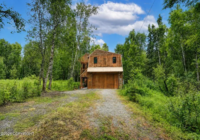 Photo 36 of Sale Pending at 19042 Baidarka St, Chugiak, AK 99567 | MLS# 26-10133 | Listing updated on 2026-08-17