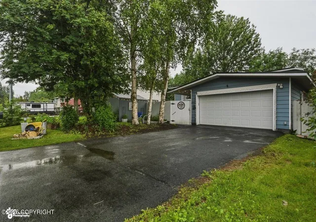Photo 2 of Single family home for sale at 4930 E 5th Avenue, Anchorage, AK 99508 | MLS# 26-9711 | Listing updated on 2026-10-01