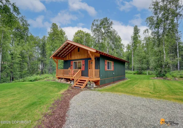 Photo 1 of Sale Pending at 14899 E Petwood Cir, Talkeetna, AK 99676 | MLS# 26-9824 | Listing updated on 2026-08-20