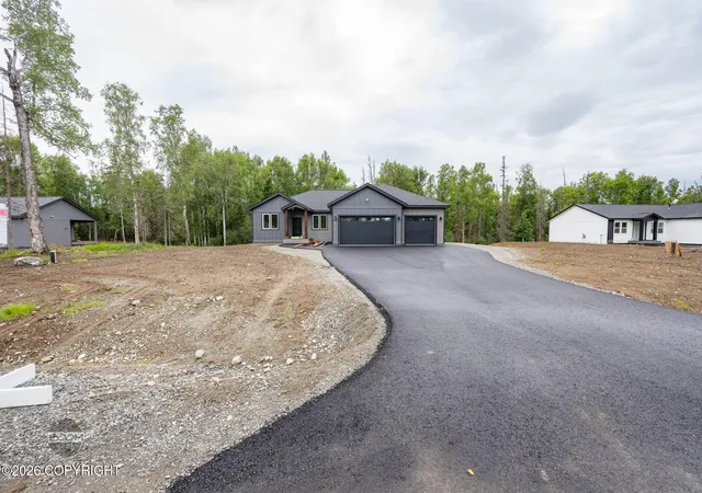 Photo 3 of Single family home for sale at 9379 W Palermo Cir, Wasilla, AK 99623 | MLS# 26-9910 | Listing updated on 2026-08-30