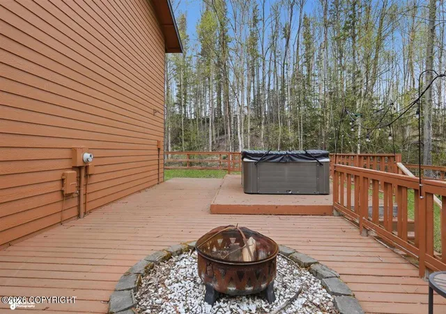 Photo 3 of Single family home for sale at 9191 E Lexington St, Palmer, AK 99645 | MLS# 26-9921 | Listing updated on 2026-10-01