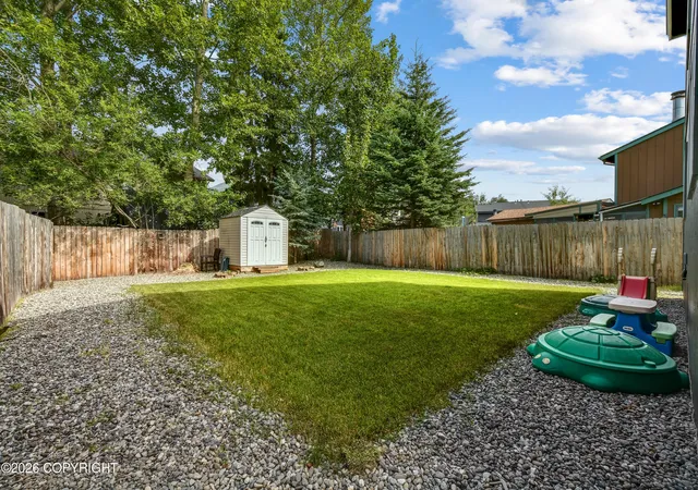 Photo 19 of Single family home for sale at 12009 Copper Mountain Dr, Eagle River, AK 99577 | MLS# 26-9738 | Listing updated on 2026-08-31