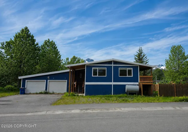 Photo 1 of Single family home for sale at 590 W Hanagita St, Valdez, AK 99686 | MLS# 26-9775 | Listing updated on 2026-08-05