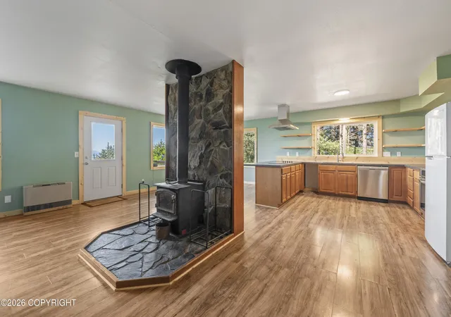 Photo 4 of Single family home for sale at 4352 S Park Cir, Homer, AK 99603 | MLS# 26-9834 | Listing updated on 2026-09-05