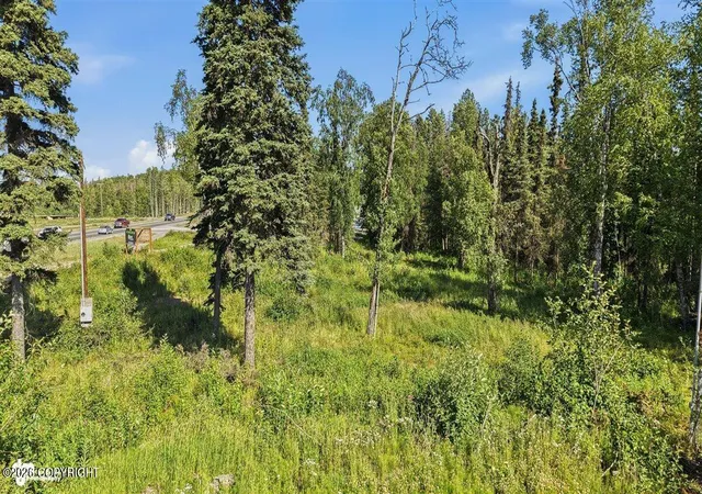 Photo 3 of Sale Pending at 41397 Sterling Hwy, Soldotna, AK 99669 | MLS# 26-9764 | Listing updated on 2026-08-19