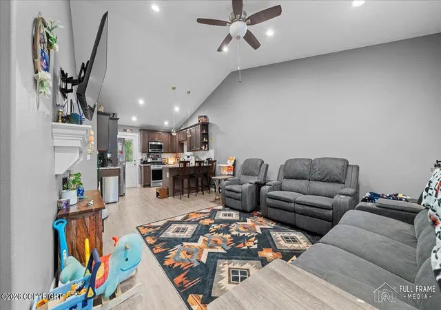 Photo 4 of Sale Pending at 2553 S Davis Rd, Wasilla, AK 99654 | MLS# 26-9806 | Listing updated on 2026-09-01