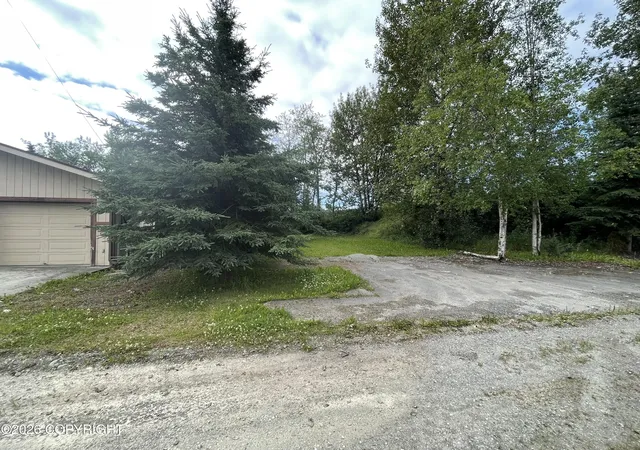 Photo 2 of Land for sale at 124 Metropolitan Pl, Anchorage, AK 99508 | MLS# 26-9826 | Listing updated on 2026-08-05