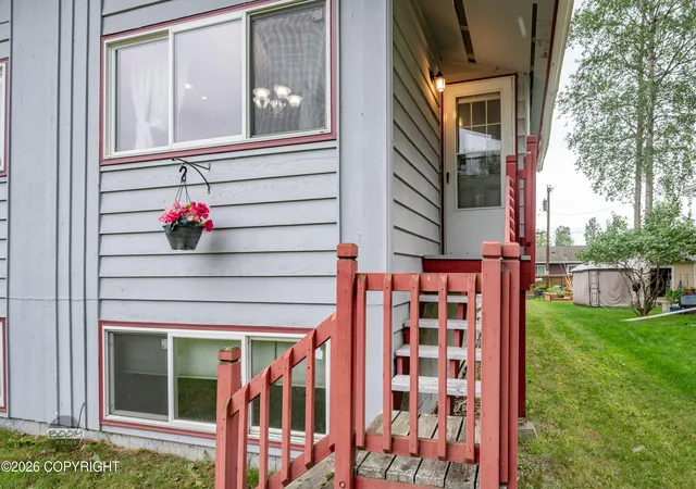 Photo 2 of Single family home for sale at 890 Lancaster Dr, Anchorage, AK 99503 | MLS# 26-9961 | Listing updated on 2026-08-22
