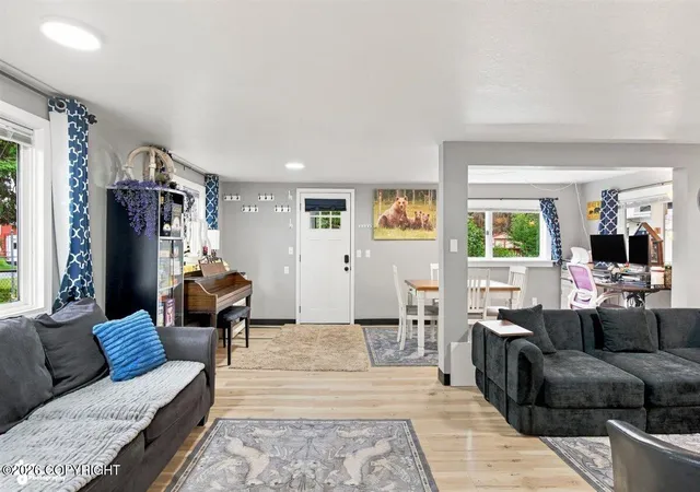 Photo 3 of Sale Pending at 7620 Maryland Ave, Anchorage, AK 99504 | MLS# 26-9998 | Listing updated on 2026-10-18