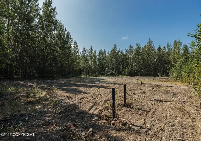 Photo 4 of Land for sale at 8645 E Highlands Cir, Palmer, AK 99645 | MLS# 26-10413 | Listing updated on 2026-08-17