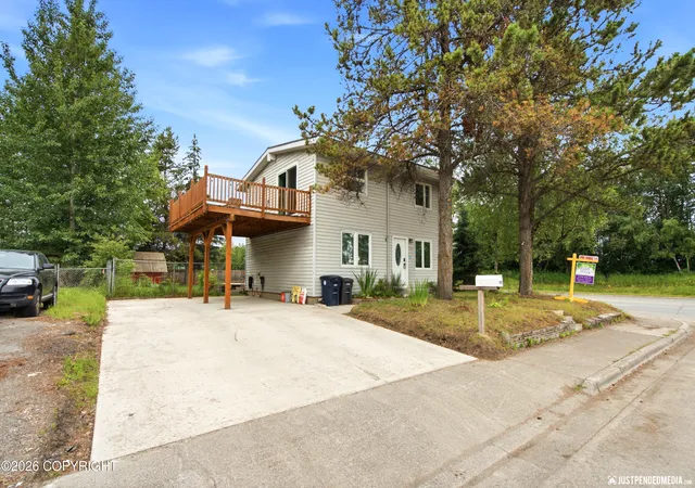 Photo 3 of Single family home for sale at 1300 Wintergreen St, Anchorage, AK 99508 | MLS# 26-9990 | Listing updated on 2026-08-07