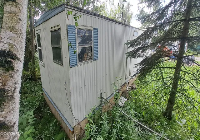 Photo 4 of Manufactured home for sale at 2221 E Muldoon #43, Anchorage, AK 99504 | MLS# 26-10021 | Listing updated on 2026-09-18