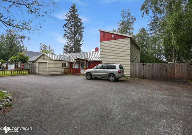 Photo 2 of Sale Pending at 3008 W 29th Avenue, Anchorage, AK 99517 | MLS# 26-10262 | Listing updated on 2026-08-14