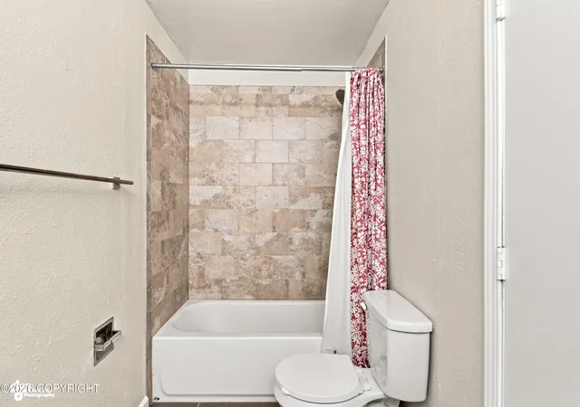 Photo 19 of Sale Pending at 301 Dannilyn Cir, Anchorage, AK 99504 | MLS# 26-10041 | Listing updated on 2026-08-19