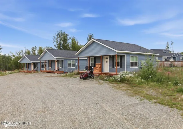 Photo 3 of Sale Pending at 4721 W Adirondack Cir, Wasilla, AK 99623 | MLS# 26-10007 | Listing updated on 2026-08-19