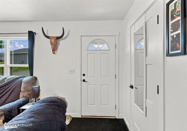 Photo 5 of Sale Pending at 4721 W Adirondack Cir, Wasilla, AK 99623 | MLS# 26-10007 | Listing updated on 2026-08-19