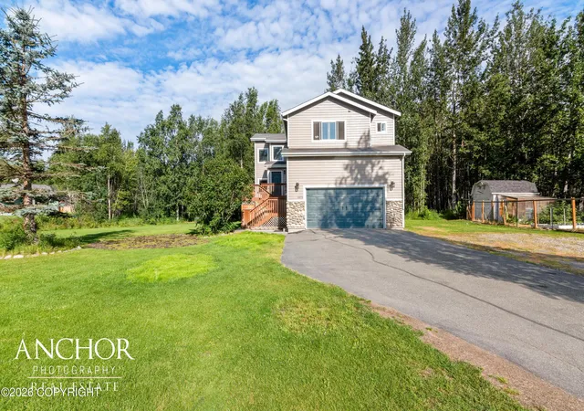 Photo 3 of Single family home for sale at 5173 E Brumage Dr, Wasilla, AK 99654 | MLS# 26-10071 | Listing updated on 2026-09-30