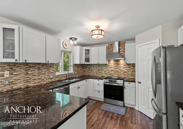 Photo 3 of Single family home for sale at 5173 E Brumage Dr, Wasilla, AK 99654 | MLS# 26-10071 | Listing updated on 2026-09-30