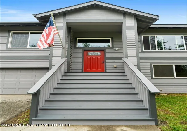 Photo 4 of Single family home for sale at 191 E Glen Cir, Wasilla, AK 99654 | MLS# 26-10101 | Listing updated on 2026-10-17