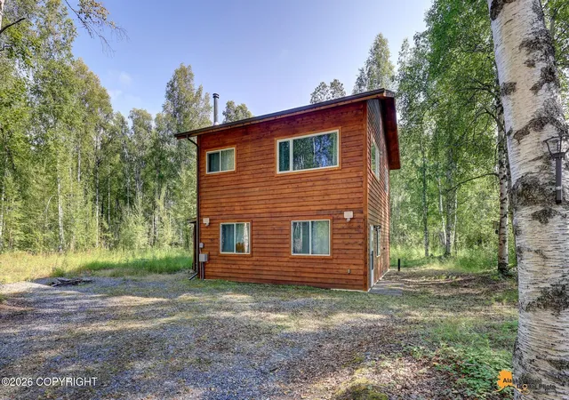 Photo 2 of Single family home for sale at 47453 S Merlin Dr, Willow, AK 99688 | MLS# 26-10180 | Listing updated on 2026-08-18