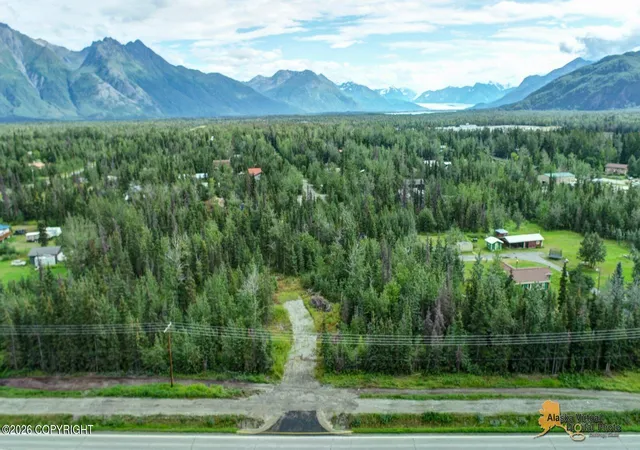 Photo 3 of Sale Pending at 4605 S Old Glenn Hwy, Palmer, AK 99645 | MLS# 26-10779 | Listing updated on 2026-09-08