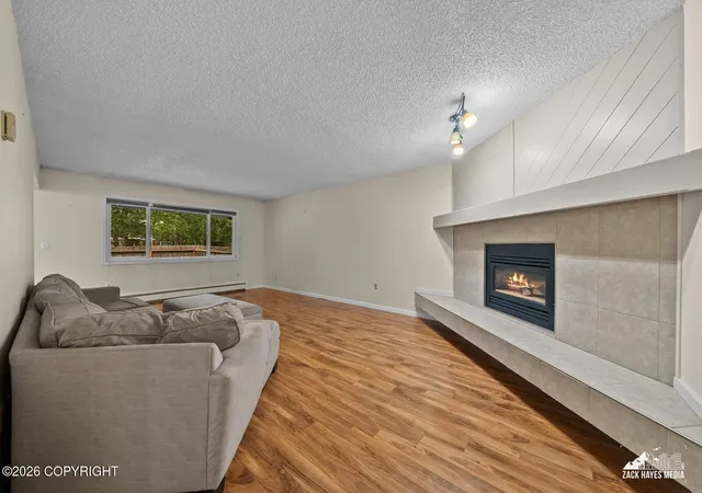 Photo 4 of Single family home for sale at 7822 Raymar Cir, Anchorage, AK 99518 | MLS# 26-10188 | Listing updated on 2026-08-16