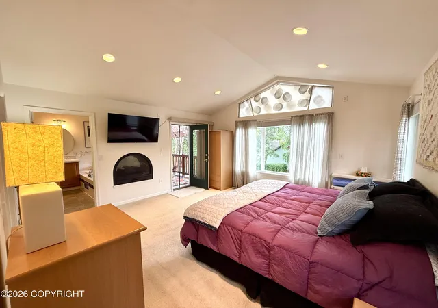 Photo 3 of Sale Pending at 543 W 12Th Ave, Anchorage, AK 99501 | MLS# 26-10870 | Listing updated on 2026-09-01