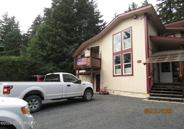 Photo 2 of Single family home for sale at 1815 Selief Ln, Kodiak, AK 99615 | MLS# 26-10197 | Listing updated on 2026-08-12