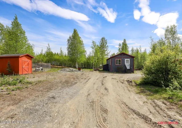 Photo 3 of Single family home for sale at 15730 W Hess Ln, Big Lake, AK 99652 | MLS# 26-10208 | Listing updated on 2026-09-15