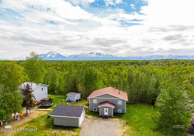 Photo 1 of Single family home for sale at 1550 E Raven Dr, Wasilla, AK 99654 | MLS# 26-10191 | Listing updated on 2026-09-06