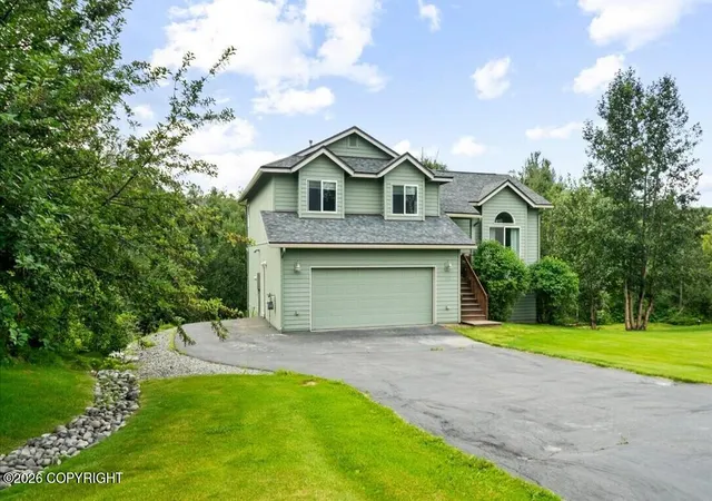 Photo 1 of Single family home for sale at 2113 N Verde Dr, Palmer, AK 99645 | MLS# 26-10407 | Listing updated on 2026-08-17