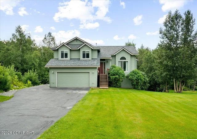 Photo 2 of Single family home for sale at 2113 N Verde Dr, Palmer, AK 99645 | MLS# 26-10407 | Listing updated on 2026-08-17