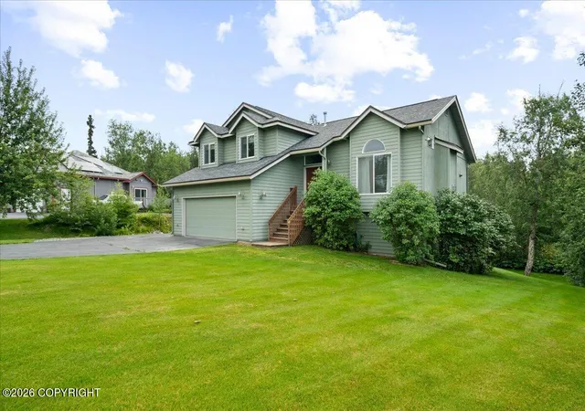 Photo 3 of Single family home for sale at 2113 N Verde Dr, Palmer, AK 99645 | MLS# 26-10407 | Listing updated on 2026-08-17