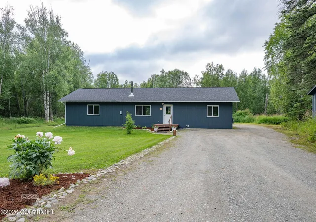 Photo 1 of Sale Pending at 8281 E Gold Bullion Blvd, Palmer, AK 99645 | MLS# 26-10258 | Listing updated on 2026-08-16