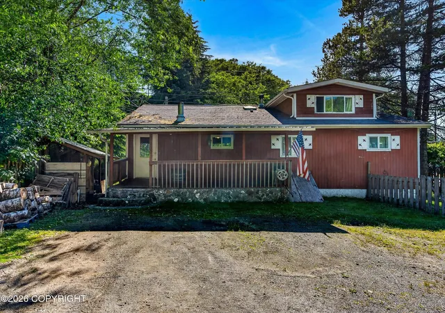 Photo 3 of Single family home for sale at 1000 Park Ave, Ketchikan, AK 99901 | MLS# 26-10254 | Listing updated on 2026-09-17