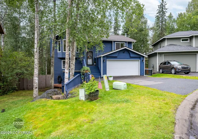 Photo 3 of Sale Pending at 8832 Dome Cir, Eagle River, AK 99577 | MLS# 26-10652 | Listing updated on 2026-08-31