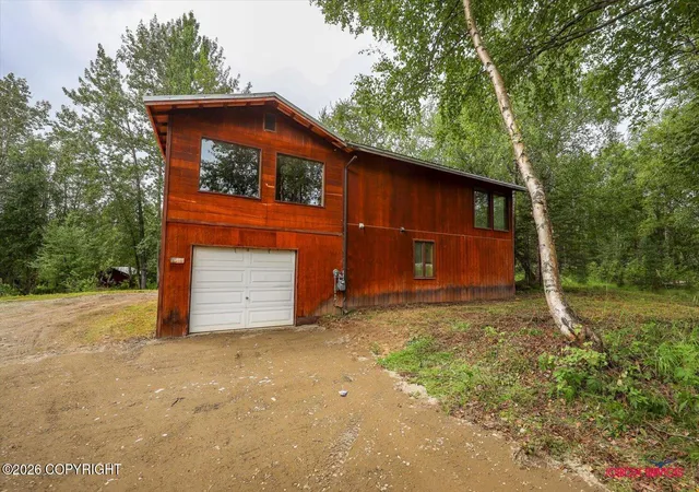 Photo 1 of Sale Pending at 8066 E Edgerton Parks Rd, Palmer, AK 99645 | MLS# 26-10314 | Listing updated on 2026-08-22