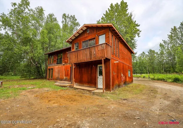 Photo 3 of Sale Pending at 8066 E Edgerton Parks Rd, Palmer, AK 99645 | MLS# 26-10314 | Listing updated on 2026-08-22