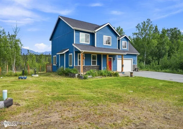 Photo 2 of Single family home for sale at 2017 E Ridgeview Dr, Wasilla, AK 99654 | MLS# 26-10309 | Listing updated on 2026-08-28