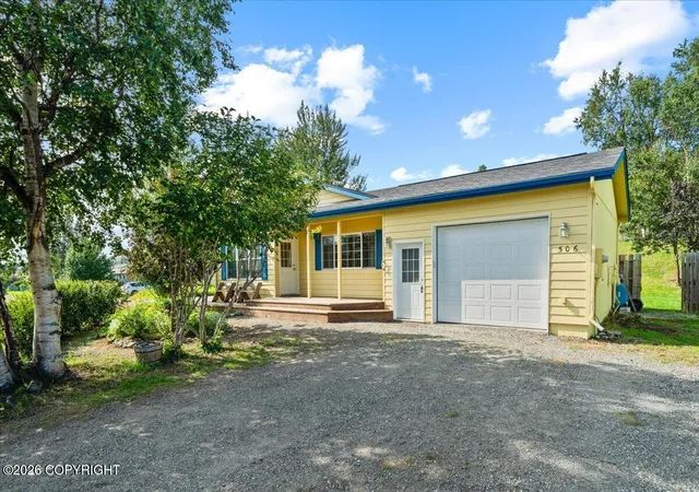 Photo 2 of Sale Pending at 506 N Chugach St, Palmer, AK 99645 | MLS# 26-10299 | Listing updated on 2026-08-22