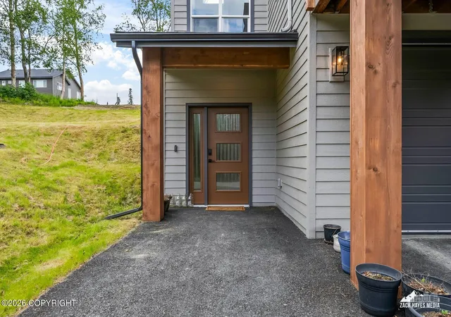 Photo 4 of Sale Pending at 14311 Pickett St, Anchorage, AK 99516 | MLS# 26-10355 | Listing updated on 2026-08-25