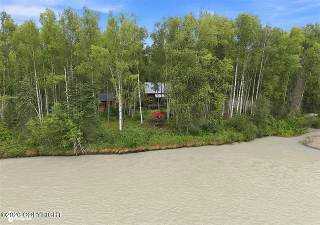 Photo 1 of Single family home for sale at 52488 S Snowy Owl Cir, Willow, AK 99688 | MLS# 26-10642 | Listing updated on 2026-08-20