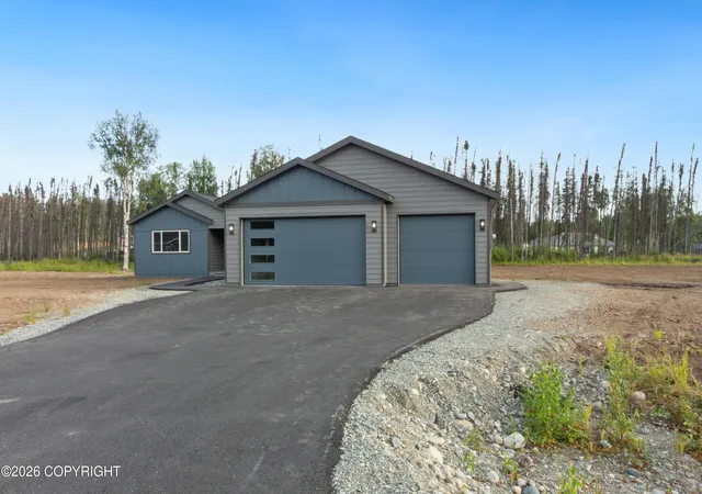 Photo 3 of Single family home for sale at 746 W Wood Star Dr, Wasilla, AK 99654 | MLS# 26-10399 | Listing updated on 2026-09-30