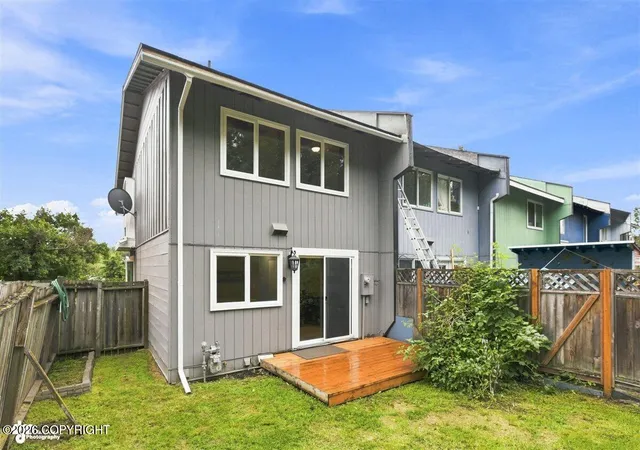 Photo 3 of Sale Pending at 1065 E 17th Avenue, Anchorage, AK 99501 | MLS# 26-10601 | Listing updated on 2026-08-23