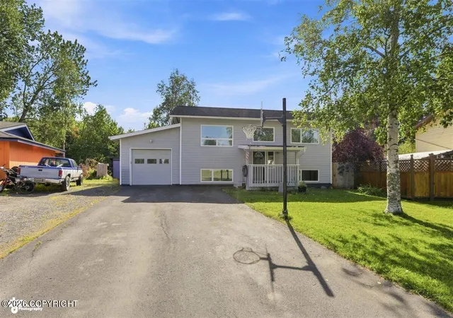 Photo 1 of Single family home for sale at 1810 Cindylee Ln, Anchorage, AK 99507 | MLS# 26-10535 | Listing updated on 2026-09-15