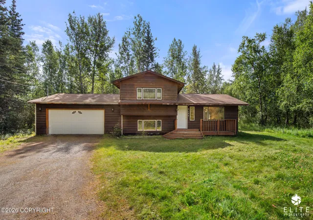 Photo 1 of Sale Pending at 3135 N Old Squaw Loop, Wasilla, AK 99654 | MLS# 26-10466 | Listing updated on 2026-08-20