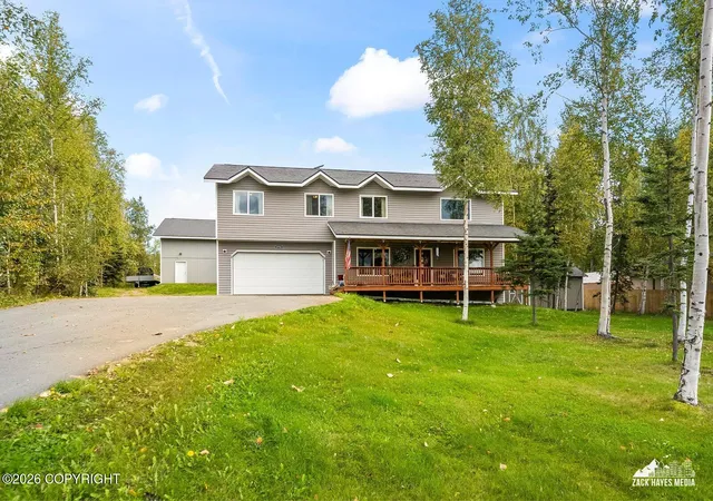 Photo 2 of Single family home for sale at 3751 N Crossover Dr, Wasilla, AK 99623 | MLS# 26-10433 | Listing updated on 2026-09-11