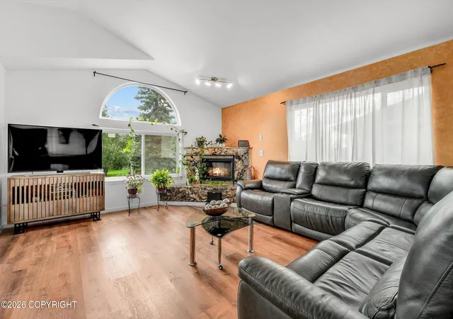 Photo 4 of Single family home for sale at 837 E 12th Avenue, Anchorage, AK 99501 | MLS# 26-10599 | Listing updated on 2026-09-23