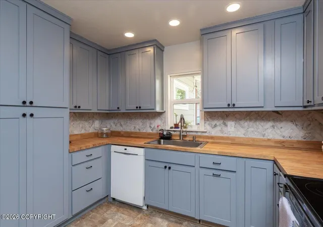 Photo 2 of Single family home for sale at 6897 No Name Ln #NO, Fairbanks, AK 99712 | MLS# 26-10540 | Listing updated on 2026-08-19