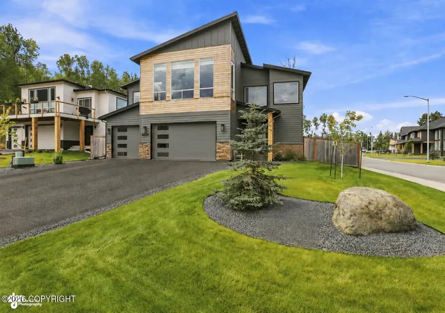 Photo 1 of Single family home for sale at 8824 Turlock Dr, Eagle River, AK 99577 | MLS# 26-10807 | Listing updated on 2026-08-31